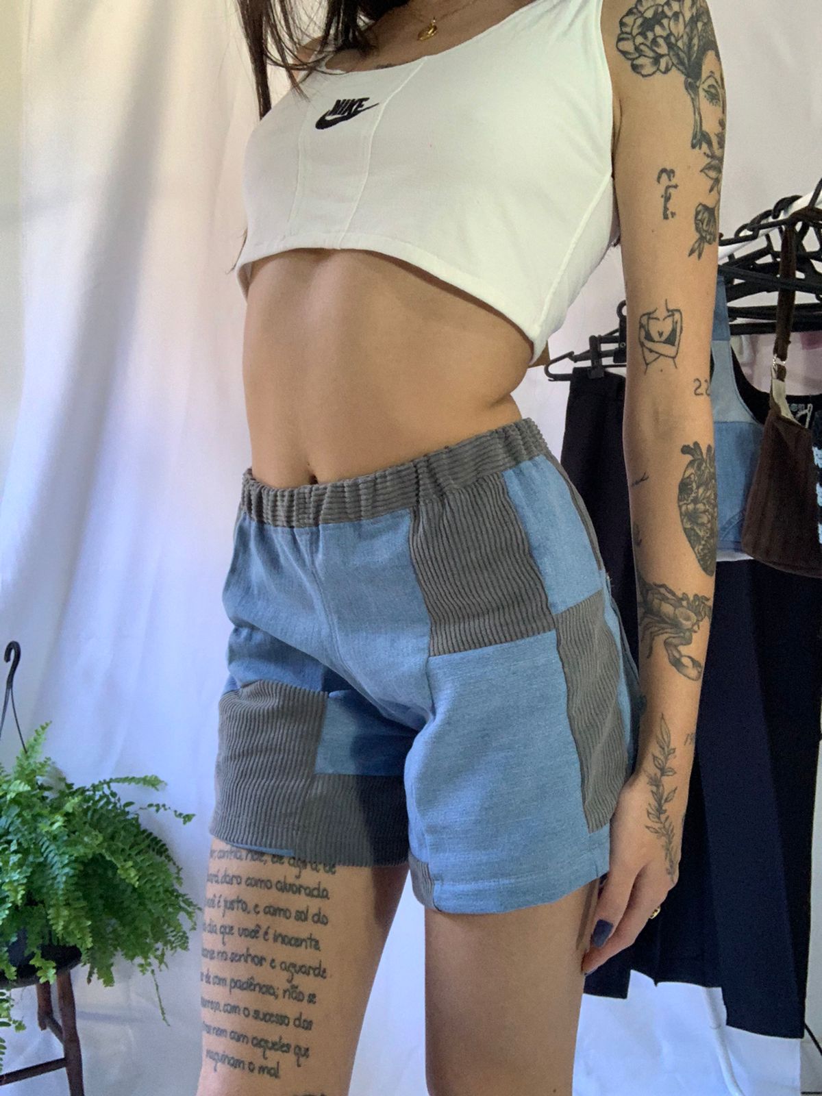 Short retalhos jeans + cotelê