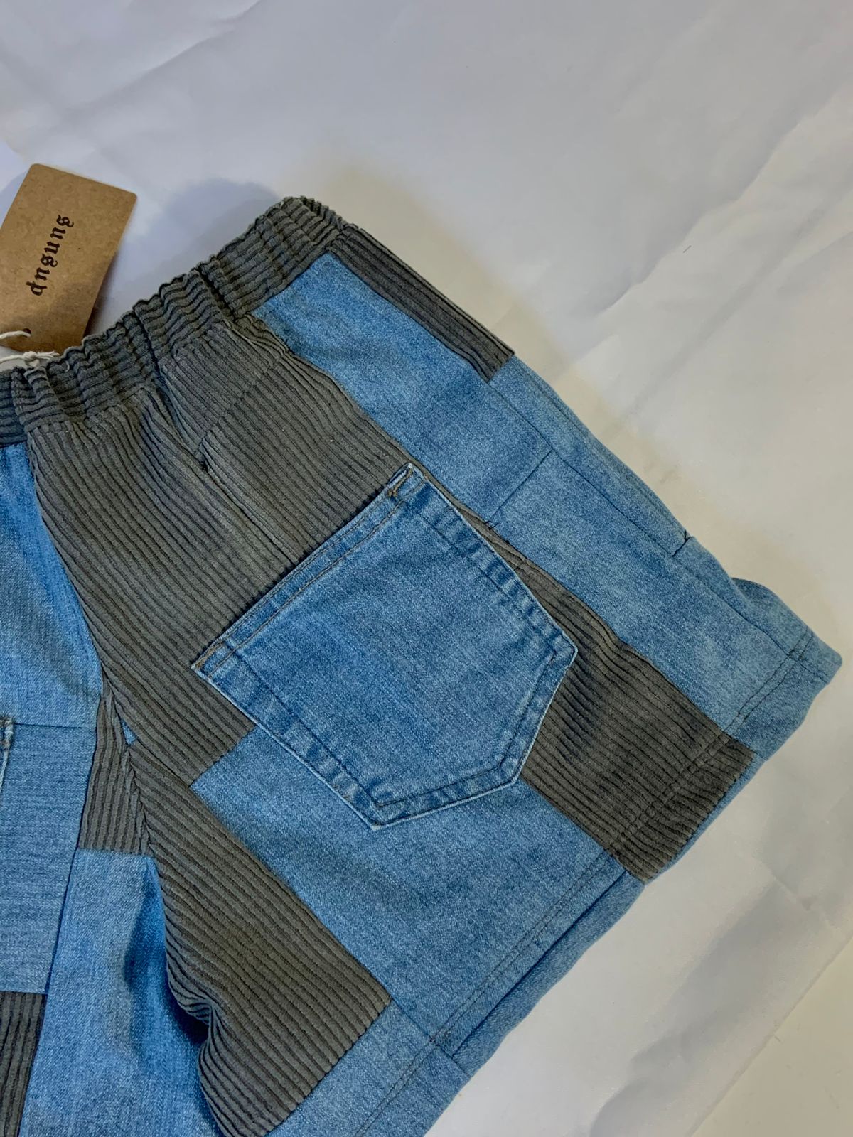 Short retalhos jeans + cotelê
