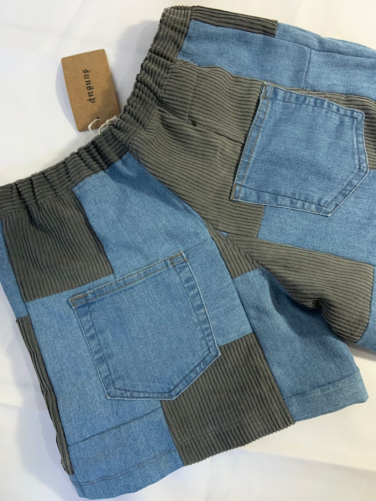 Short retalhos jeans + cotelê